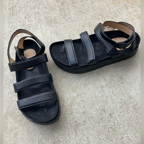 L.A.M.B. Shoes - L.A.M.B. Birkenstock Black Leather Sandals Size 6.5
